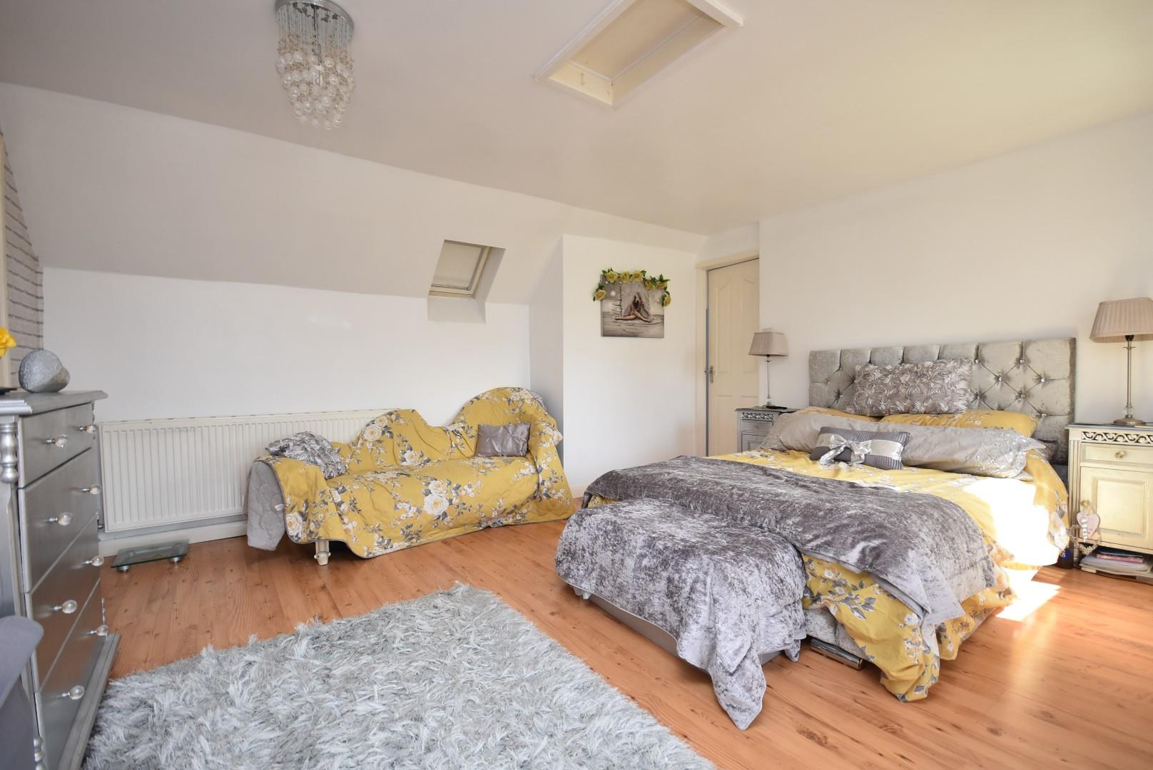 12 Stradling Close, Sully, CF64 5HU